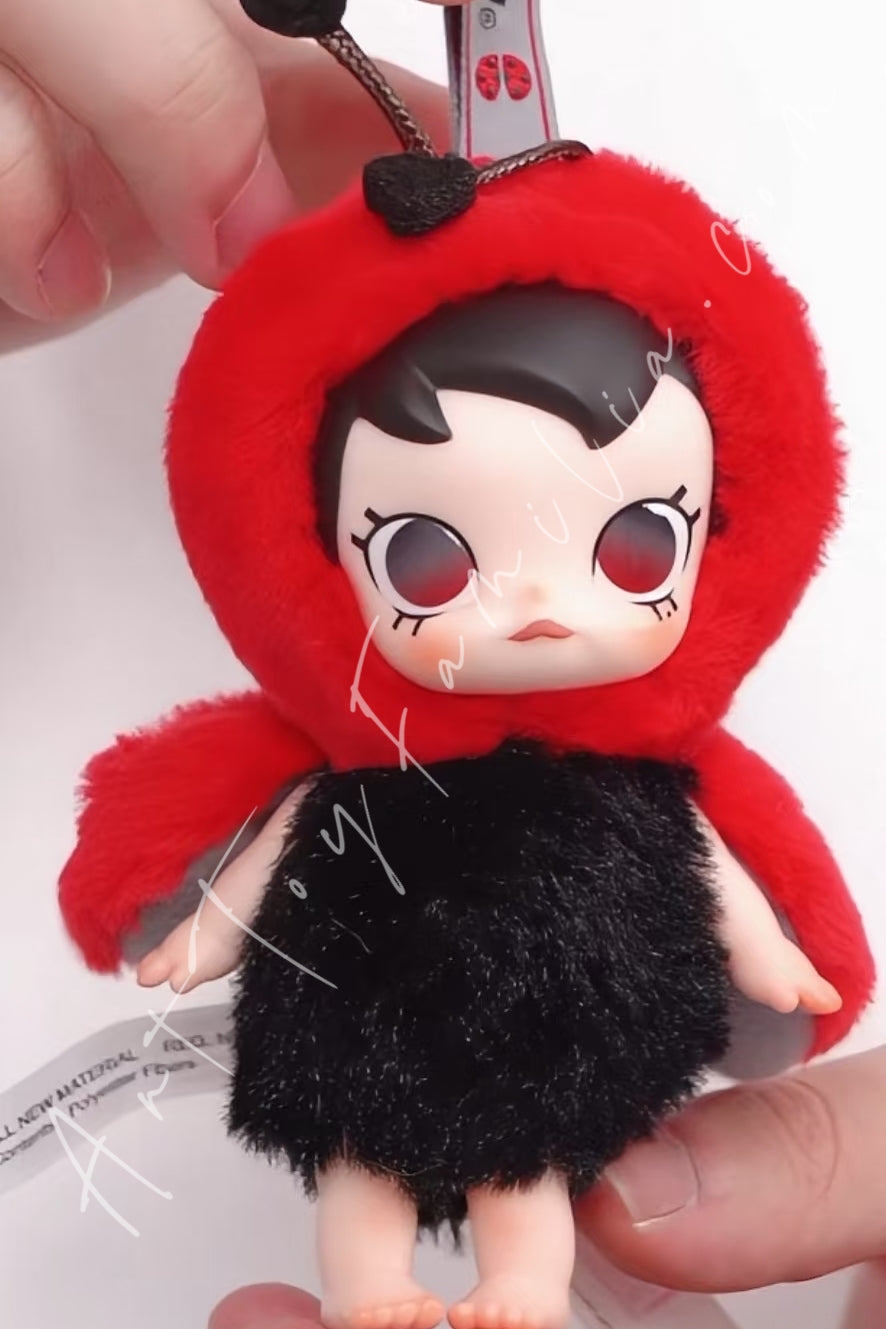 Baby Molly Buggy Roam Series Vinyl Plush Pendant