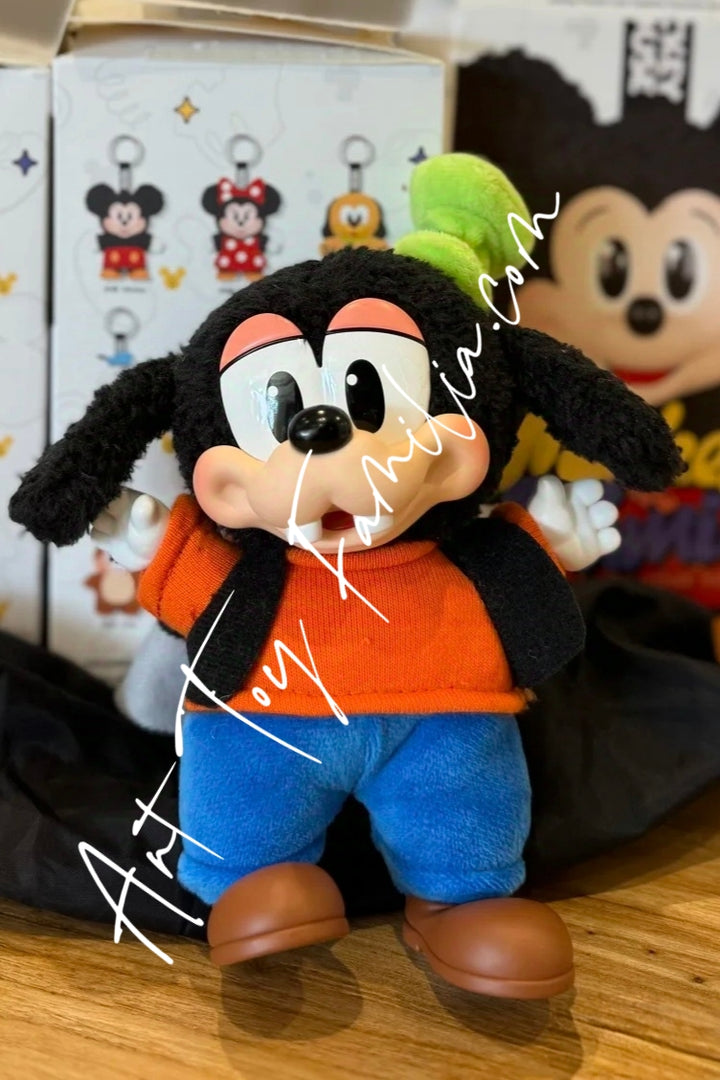 Mickey Family Cute Together KeyChain Series Goofy