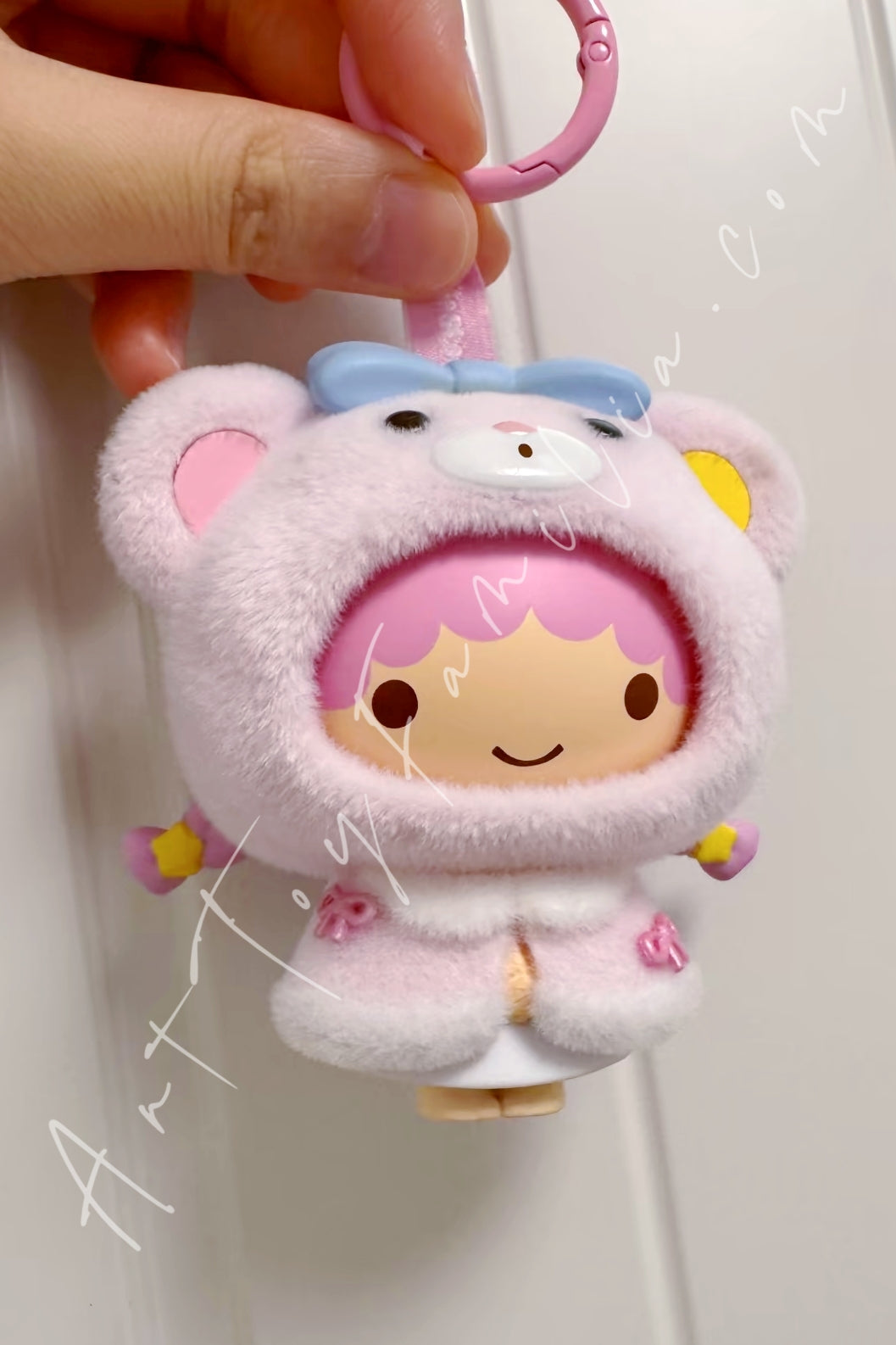 Miniso Hello Kitty and Friends Little Cloak Collection Flocked Face-Turning Pendant Surprise Box Little Twin Stars Lala