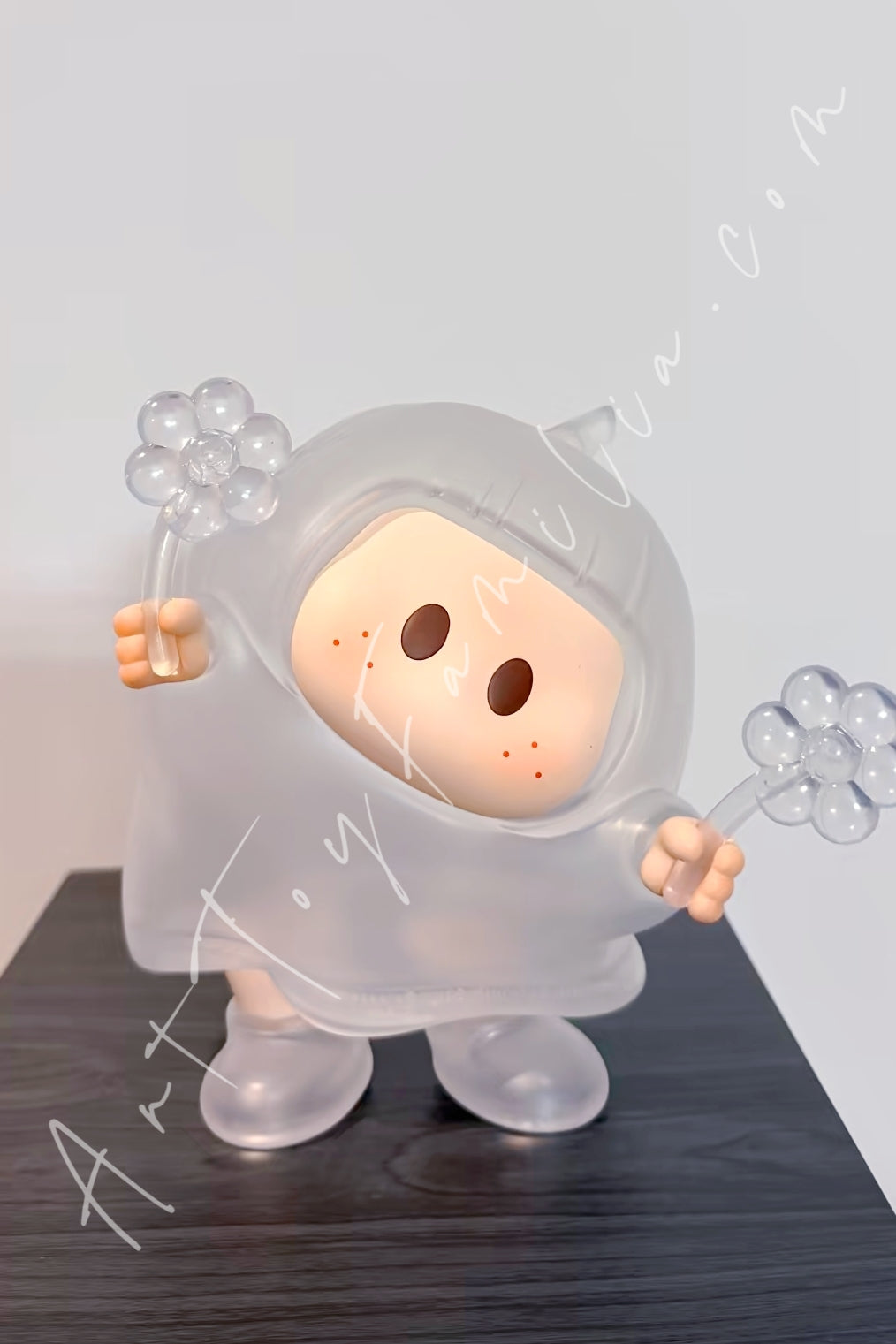 Miniso Yoyo Canvas Art Figure
