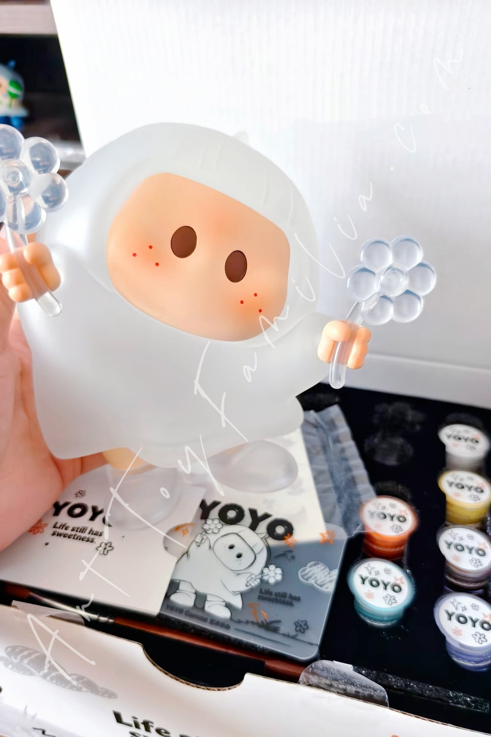 Miniso Yoyo Canvas Art Figure
