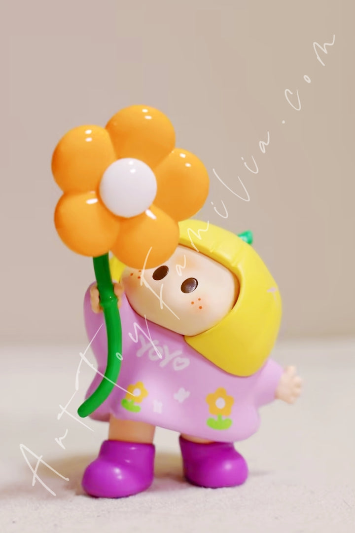 Miniso Yoyo Heartfelt Wishes Series Tilted Head Figure Blind Box Imagination