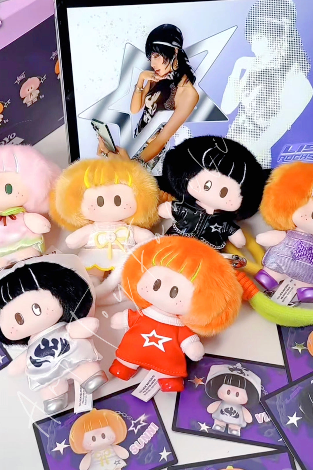 Miniso Yoyo × Lisa Vinyl Plush Blind Box Sealed Full Set