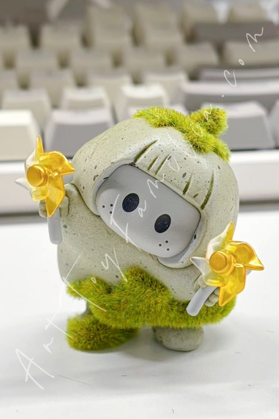 MINISO Yoyo Tilted Head Series – Art Toy Familia