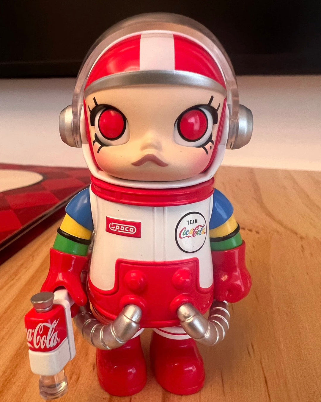 POP-MART-mega-space-molly-100-series-3-team-coca-cola-secret