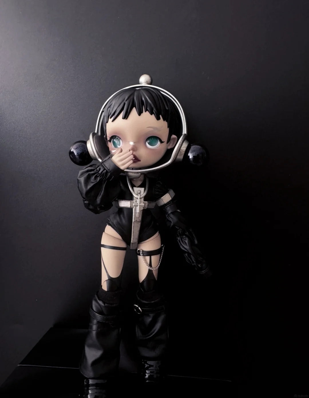 SKULLPANDA The Unknown 1/6 Action Figure | POP MART – Art Toy Familia