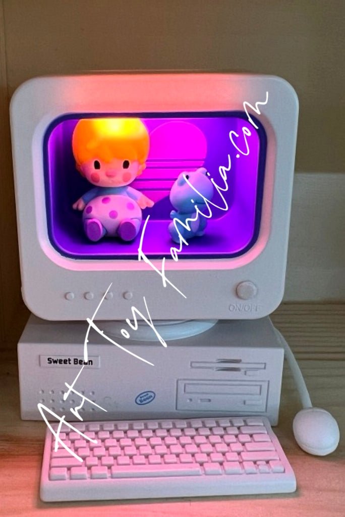 POP_MART_Sweet_Bean_Here_I_Am_Computer_Front view