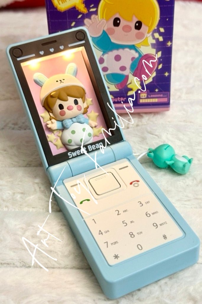 POP_MART_Sweet_Bean_Here_I_Am_Mobile_Phone_Front view