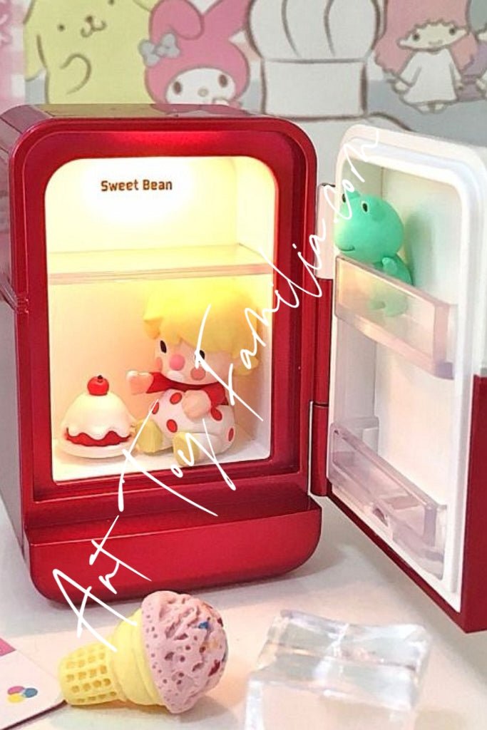 POP_MART_Sweet_Bean_Here_I_Am_Refrigerator_Front view