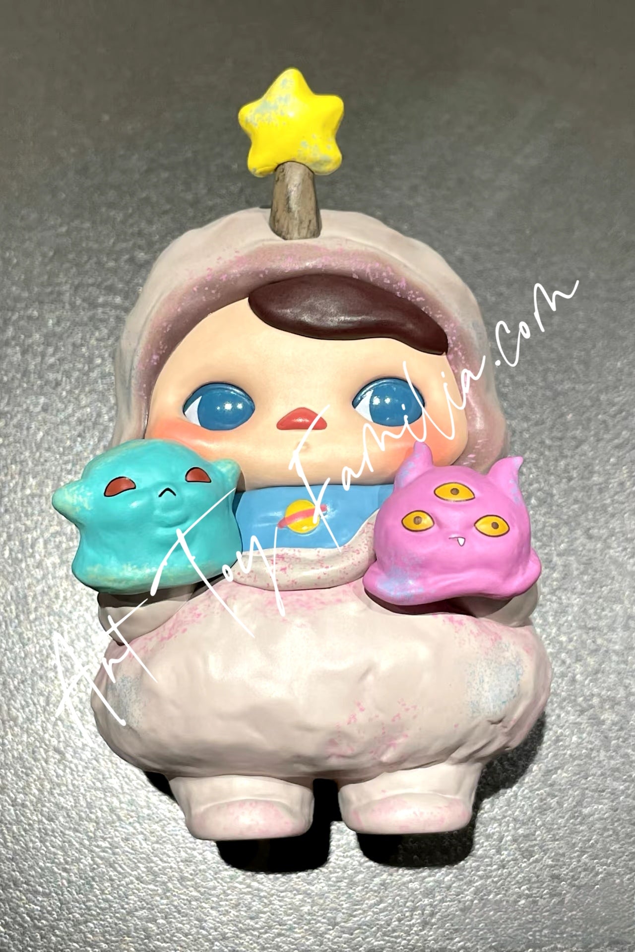 POP MART Pucky Poko's Advanture Series – Art Toy Familia