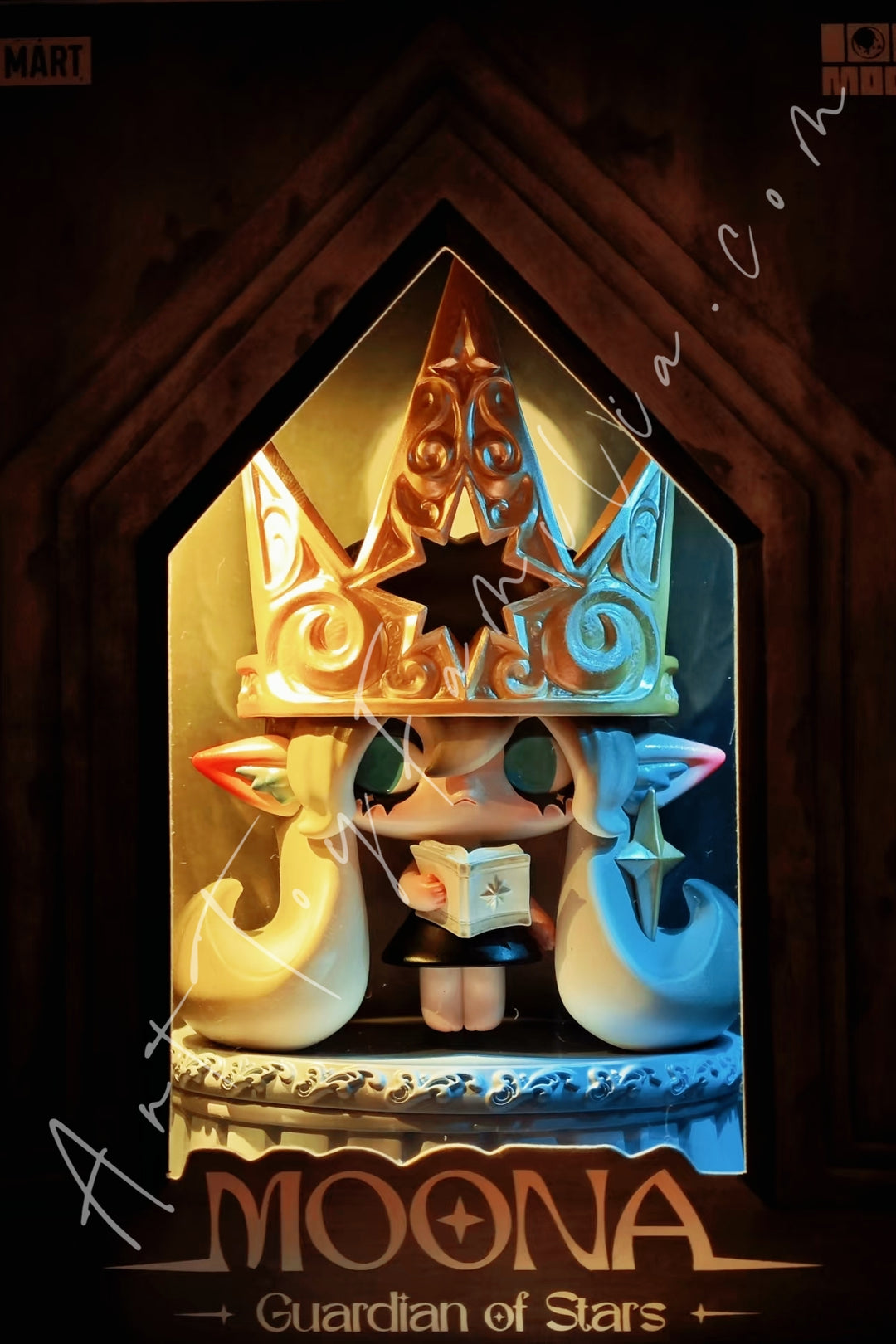 Popmart 1001Moons Moona Guardian Of Stars Figurine