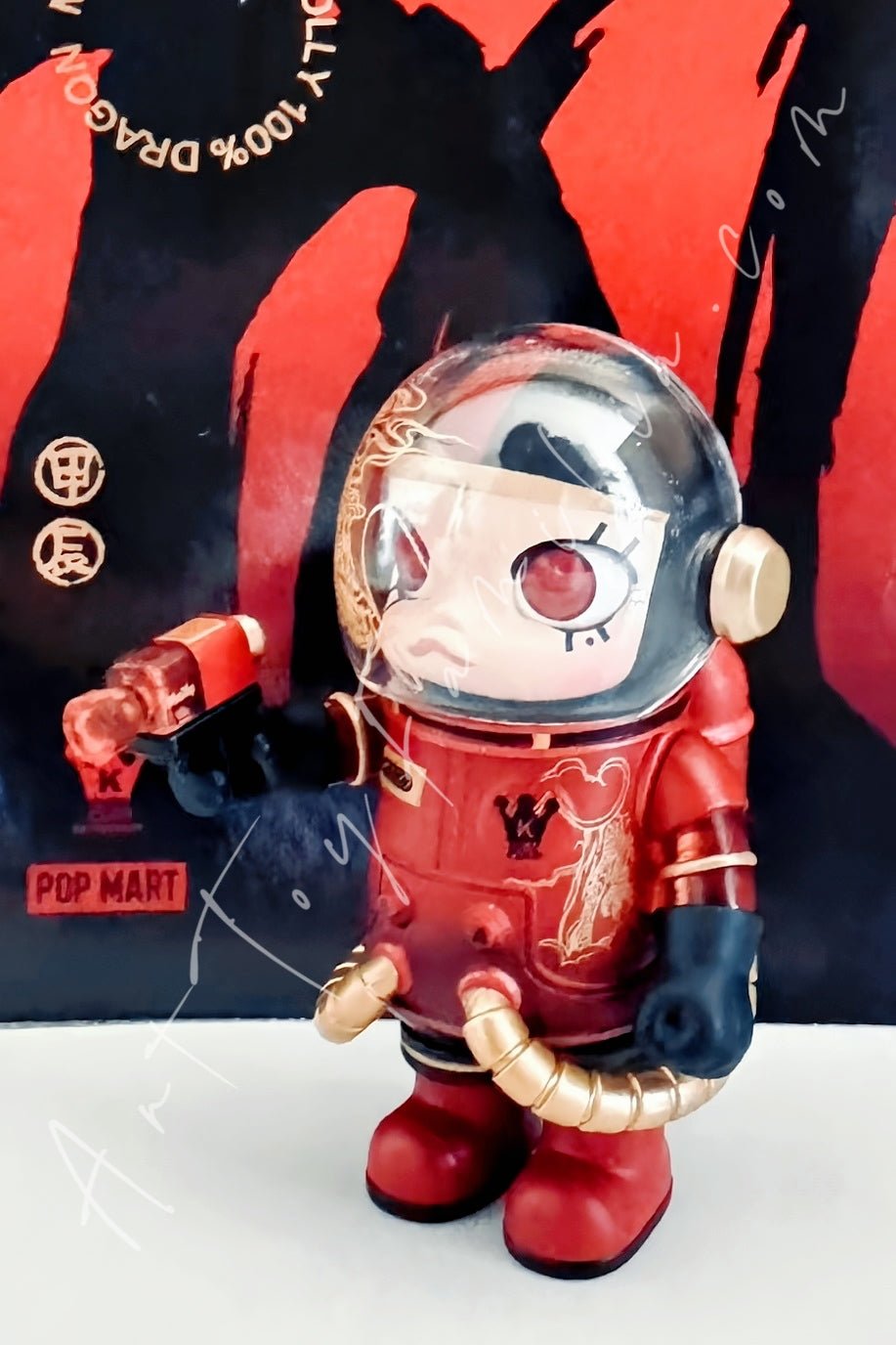 Popmart 100% MEGA Space Molly 100% Dragon 2024