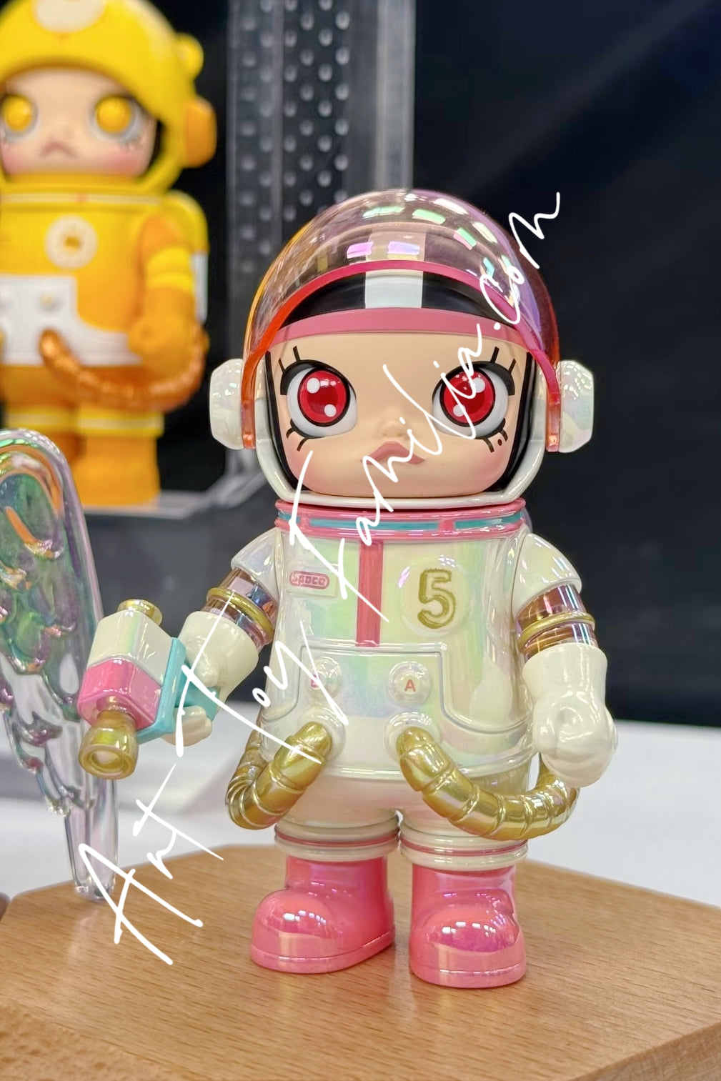 100% MEGA Space Molly 100% Series 4 - 周年系列4 – Art Toy