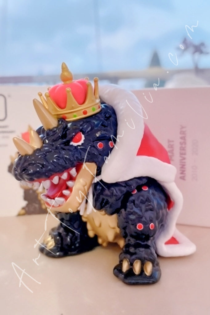 Popmart 10th Anniversary Series Instinctoy