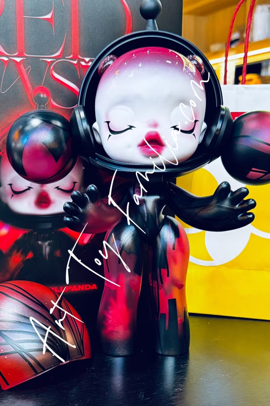 Popmart 400% MEGA α Skullpanda 400% Red Crystal 1