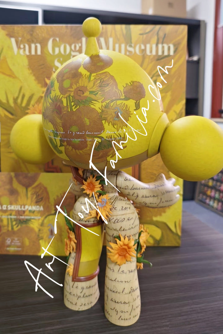 Popmart 400% MEGA α Skullpanda 400% Van Gogh Museum Sunflowers