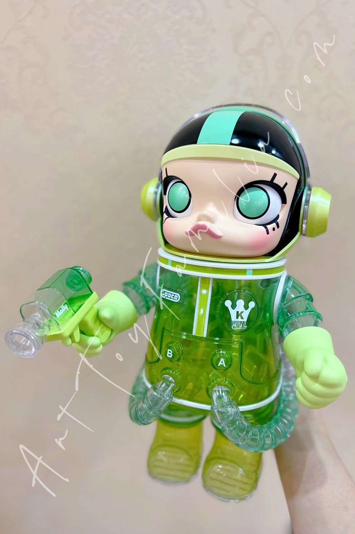 400% MEGA Space Molly 400% Soft Drinks Series – Art Toy Familia