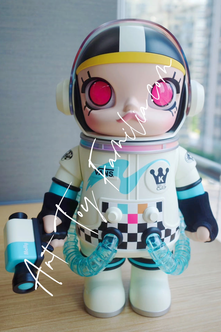 Popmart 400% MEGA Space Molly 400% × Vans 3