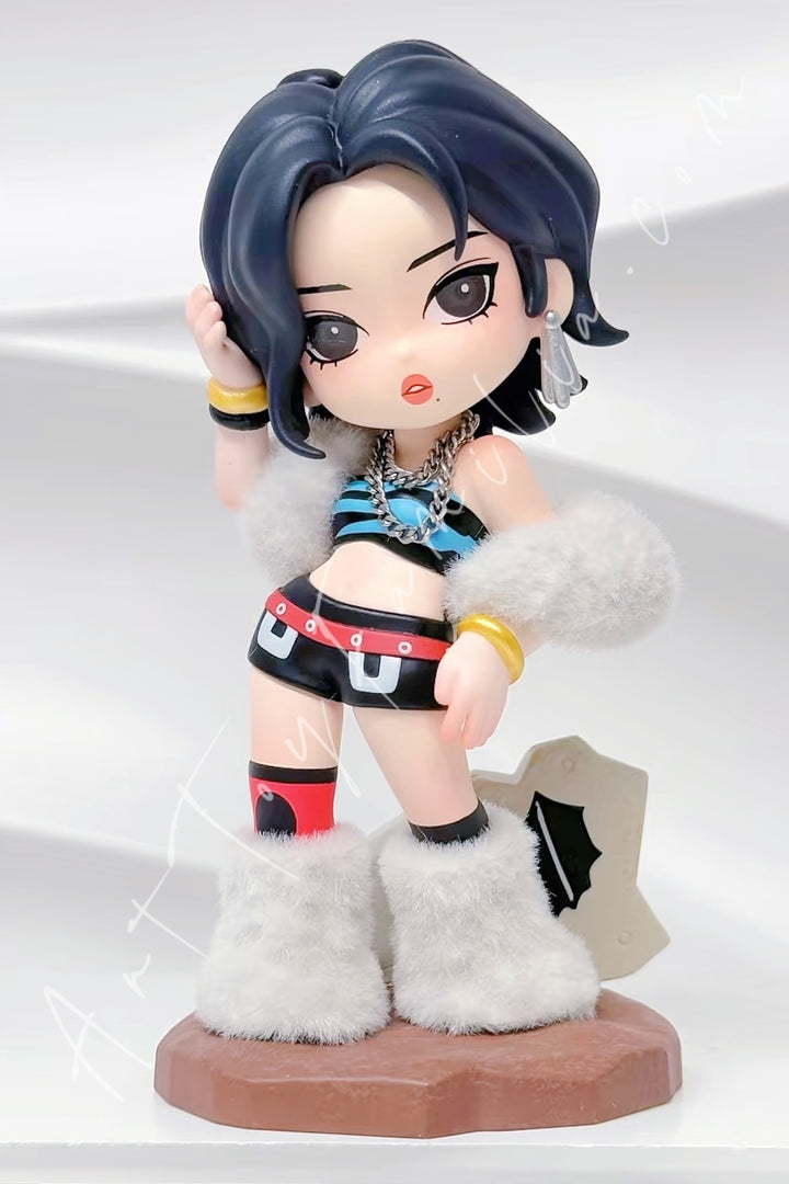 Popmart Aespa Memorable Picks Series Figures Dirty Work Karina Version