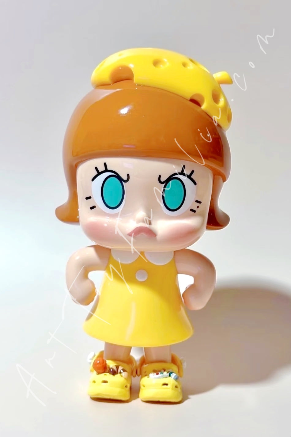 Angry Molly × Crocs Angry Cheese Co-Branded Figurine Limited