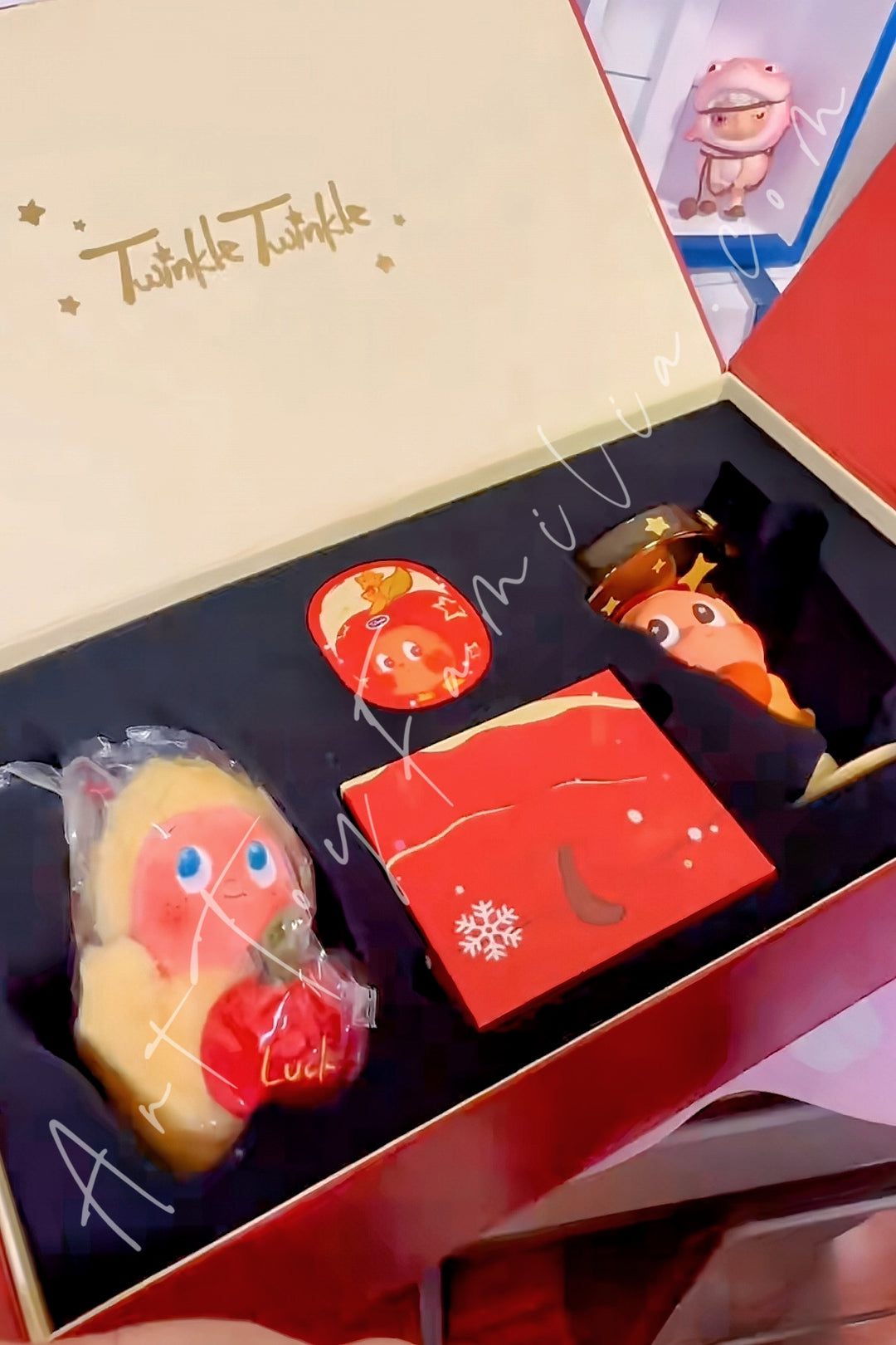 Popmart Apple Of My Eye Series Twinkle Twinkle Festival Gift Box