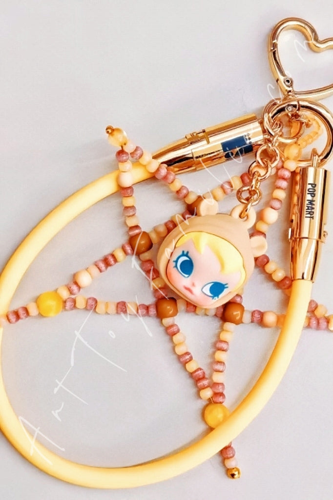Popmart Celebrating The Moment Series Cable Pendant -庆祝这一刻系列数据线挂件 Little Cutie