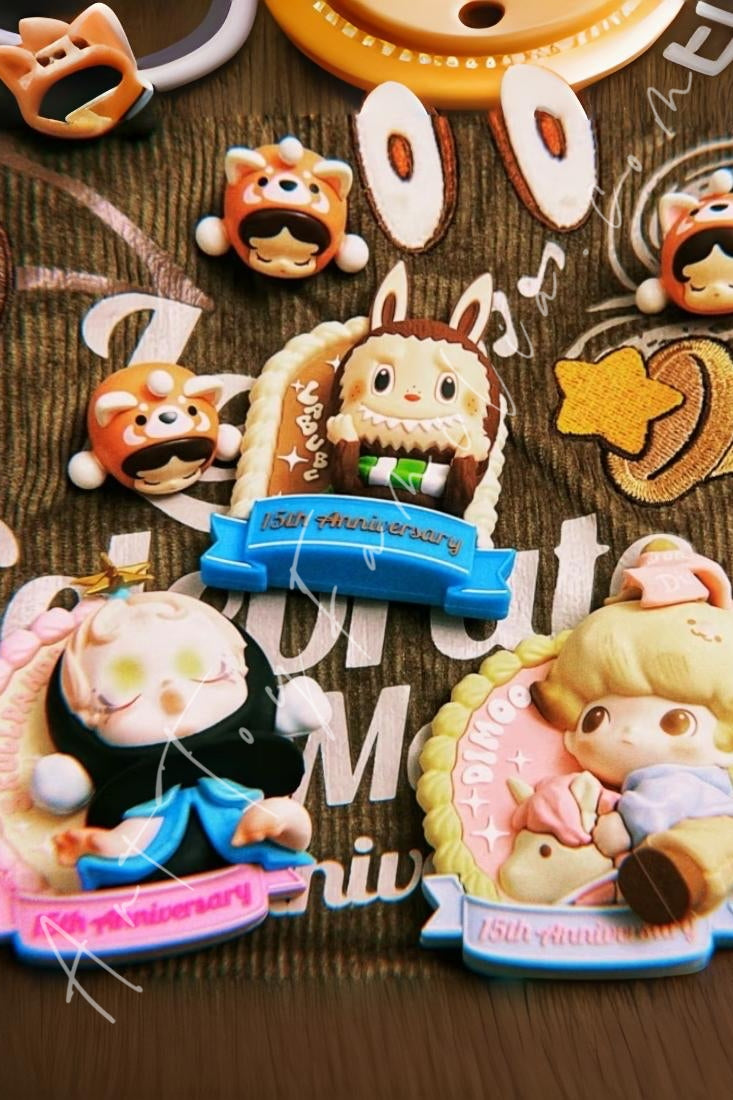 Popmart Celebrating The Moment Series Fridge Magnet -庆祝这一刻系列冰箱贴 Sealed Fullset