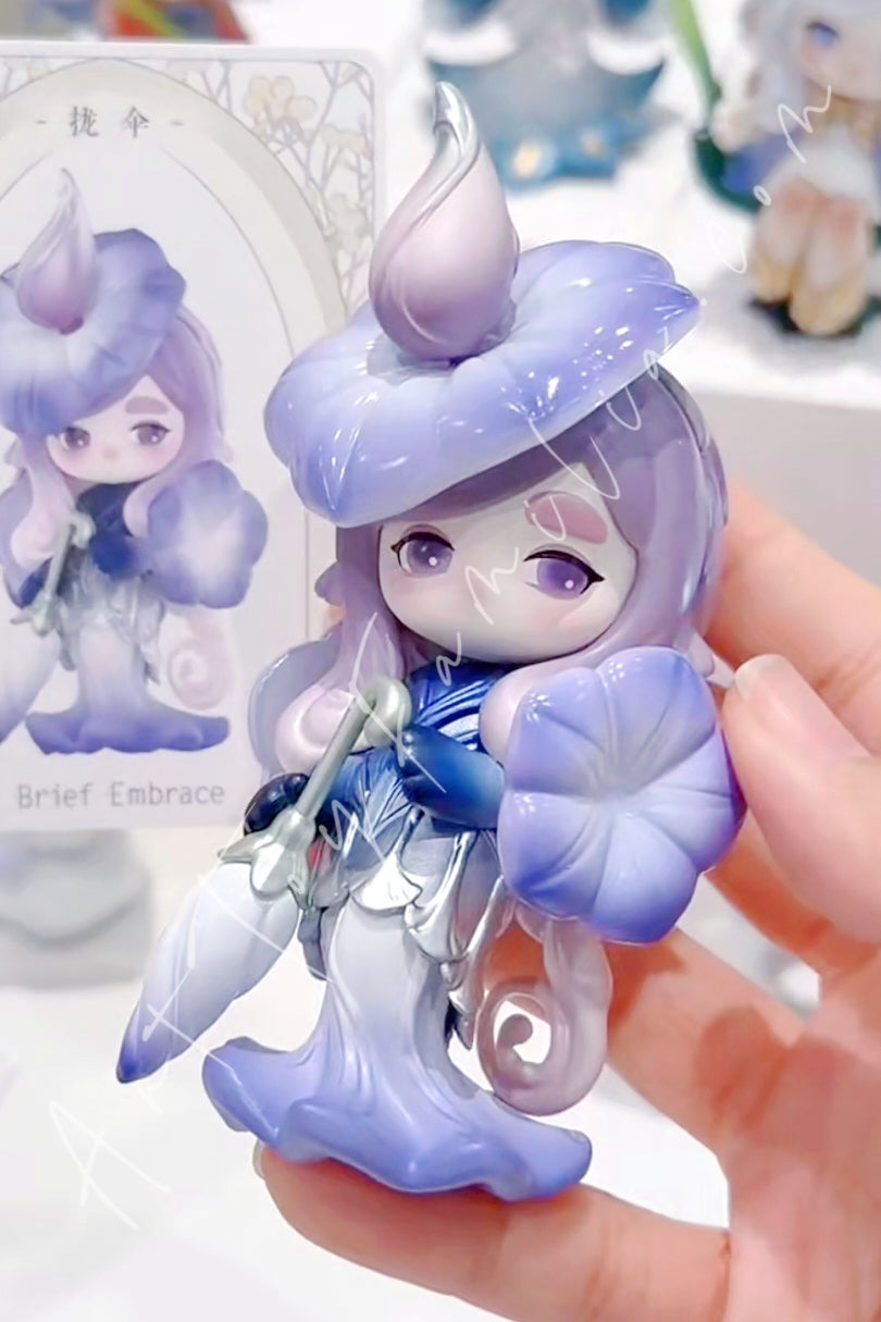 Popmart Chaka Luminous Reverie Series Brief Embrace