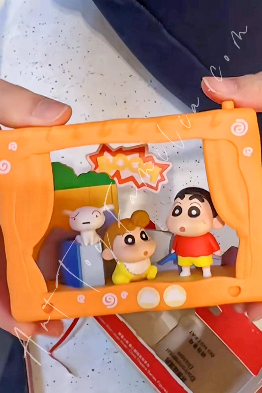 Crayon Shinchan Inner-Child Theatre Series – Art Toy Familia
