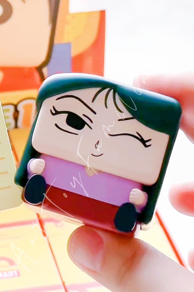 Crayon Shinchan Pop Cube-1 Series – Art Toy Familia