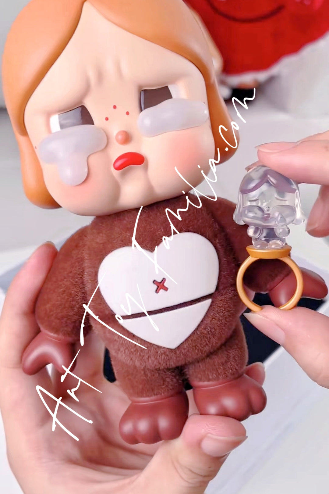 Popmart Crybaby Be Mine Figurine
