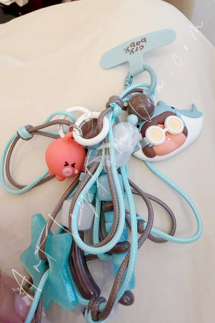 Popmart Crybaby Cry Me an Ocean Series 3-in-1 Detachable Phone Charm The Manta Ray