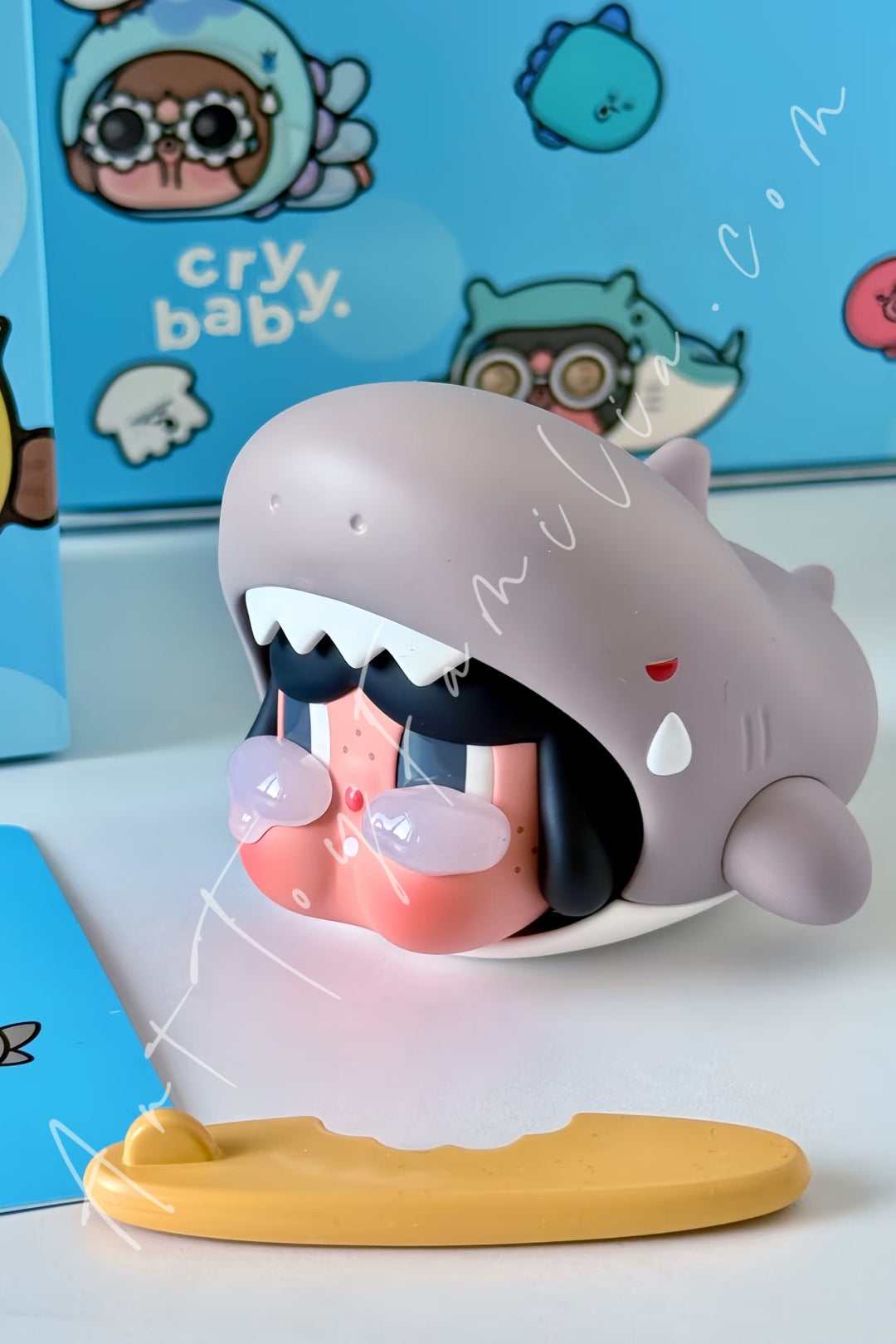 POP MART - Crybaby Cry Me an Ocean Series The Shark