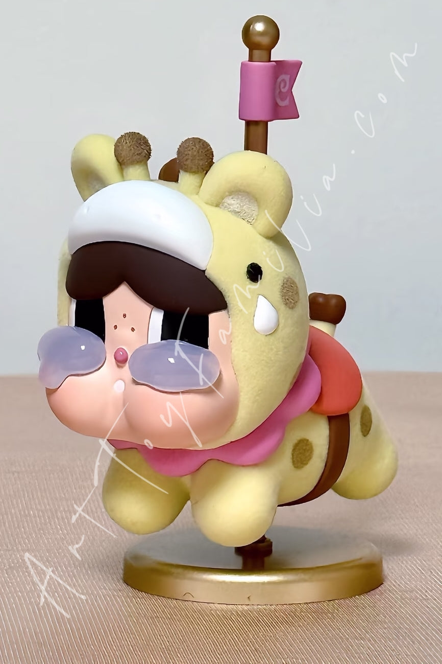 Popmart Crybaby Crying Round n Round Series Figures The Giraffe