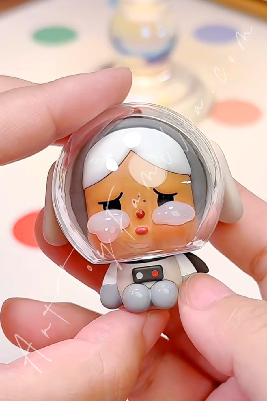 Popmart Crybaby Crying To The Moon Sitting Series The First Boy On The Moon-Mini