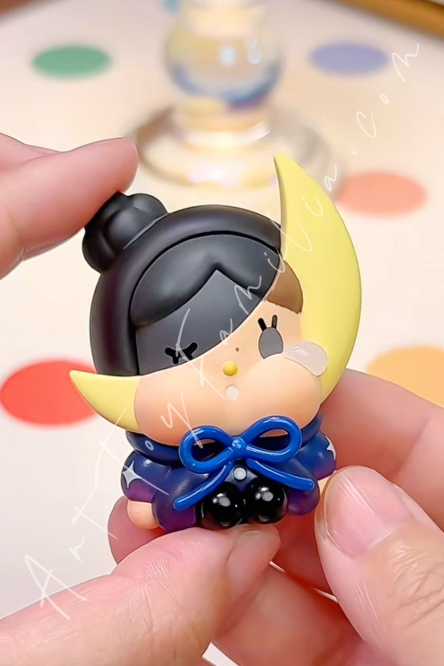 Popmart Crybaby Crying To The Moon Sitting Series The Half Moon-Mini