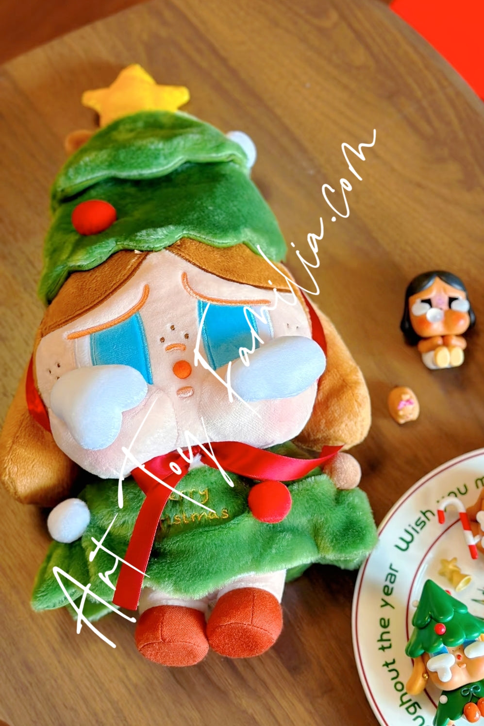 Popmart Crybaby Lonely Christmas Series A Lonely Pine Tree Plush Toy