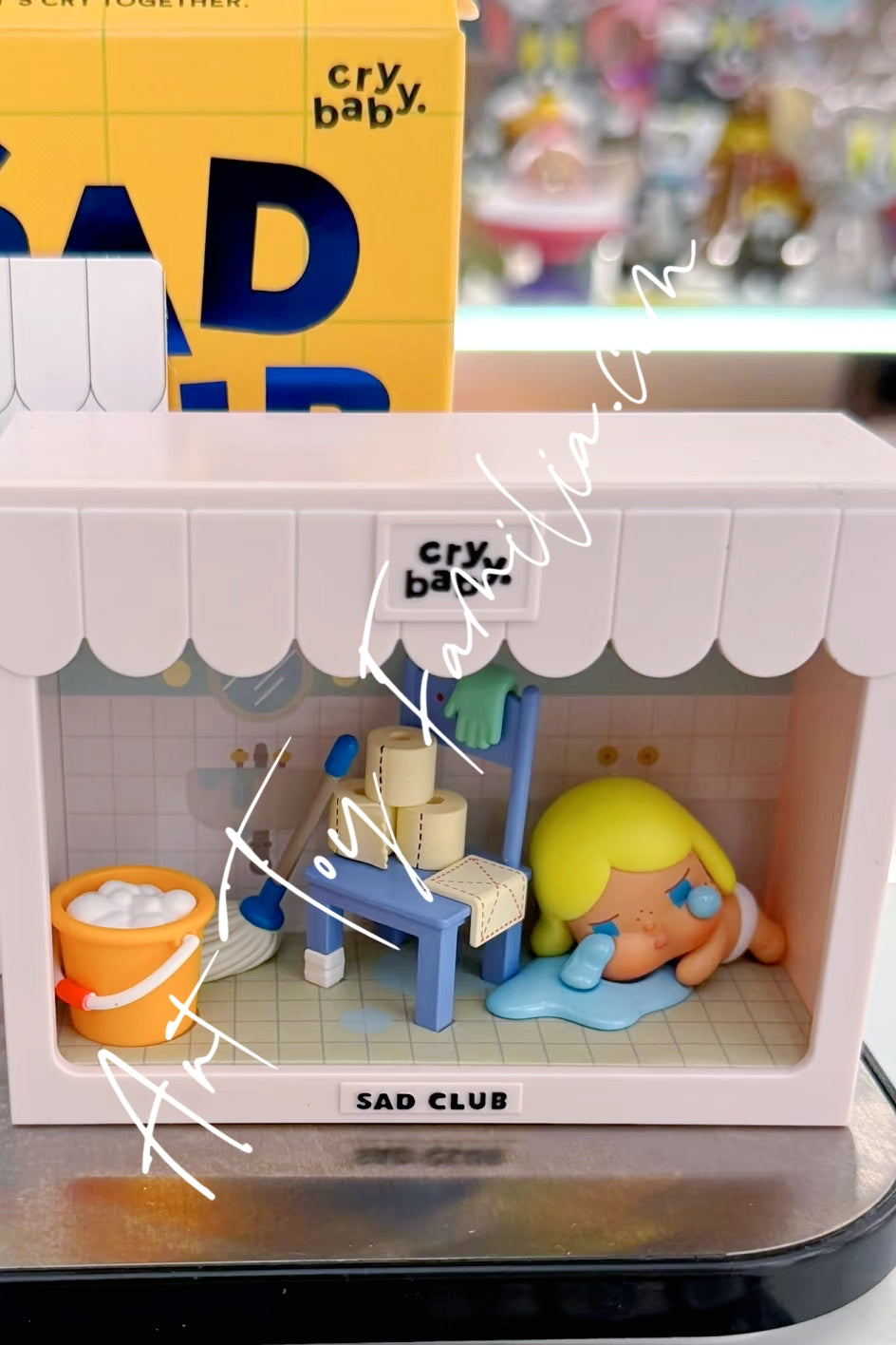 Popmart Crybaby Sad Clunb Series Scene Sets Big Cleaning Day