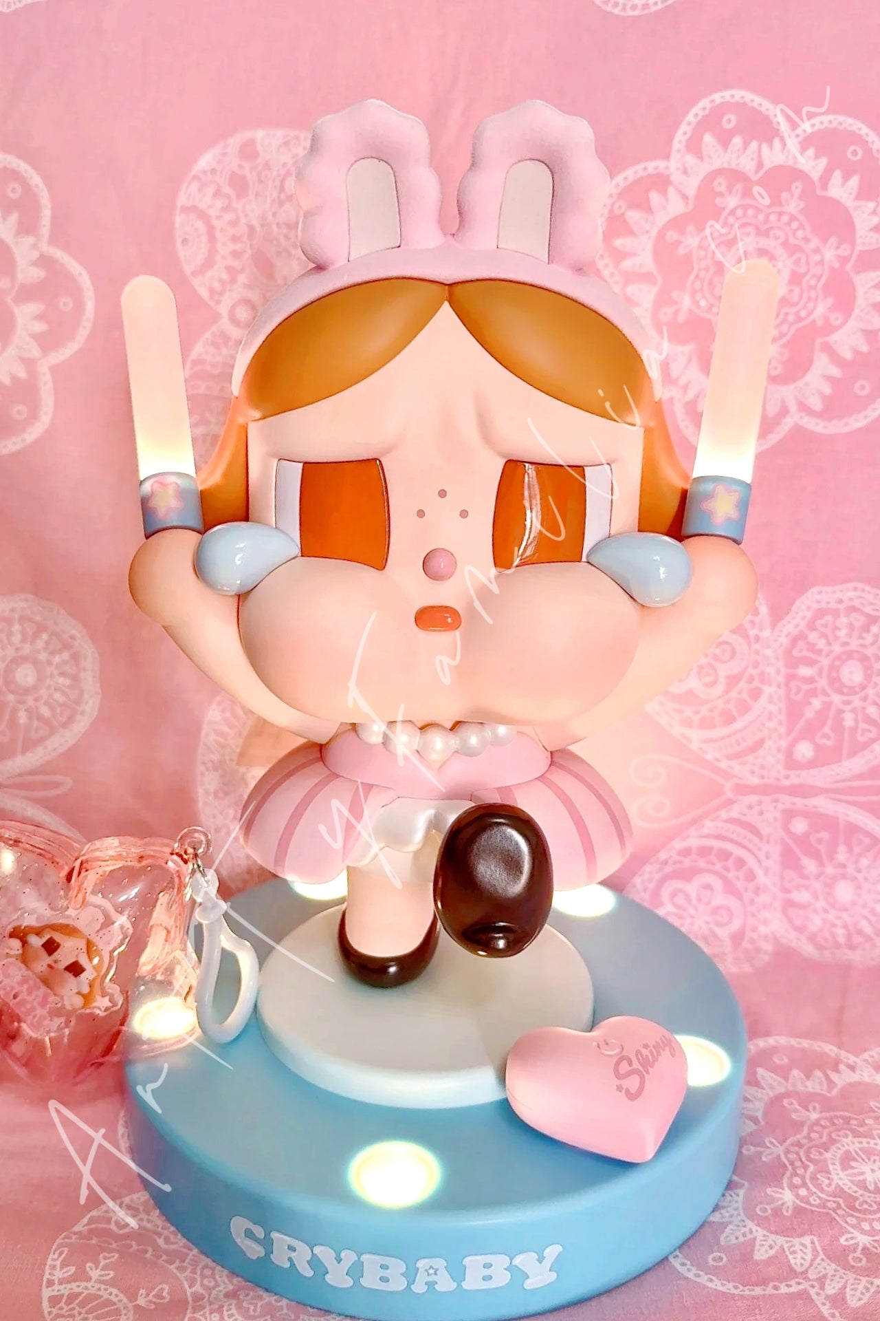 POP MART Crybaby Shiny Shiny Series Lamp – Art Toy Familia