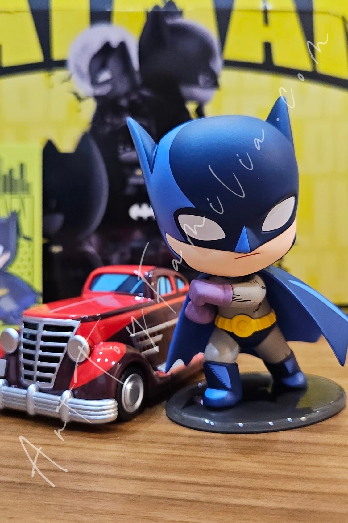 POP MART DC Batman 85th Anniversary Series – Art Toy Familia