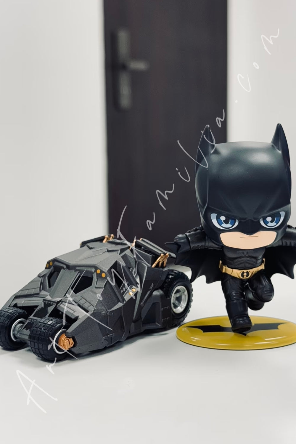 Popmart DC Batman 85th Anniversary Series The Dark Knight (2008 Film)