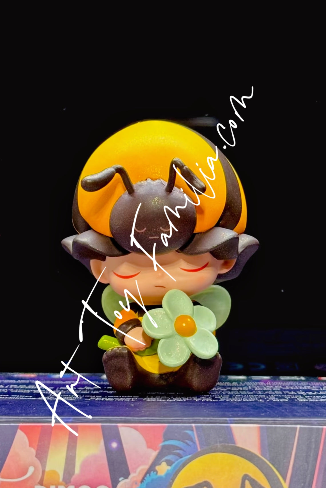 Popmart Dimoo Forest Night Series Little Bee