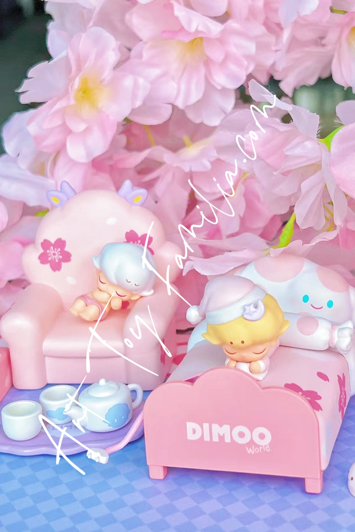 Popmart Dimoo Homebaby Sakura Figurine 1