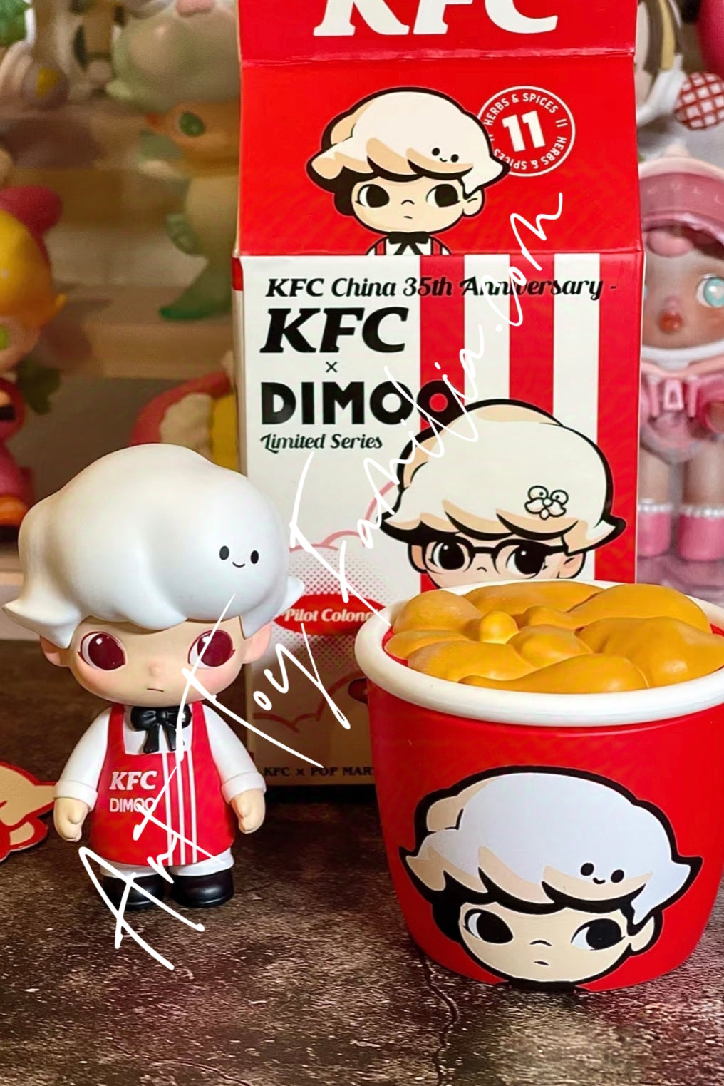 Popmart Dimoo × KFC China 35th Anniversary Limited Series KFC Bucket(Secret)