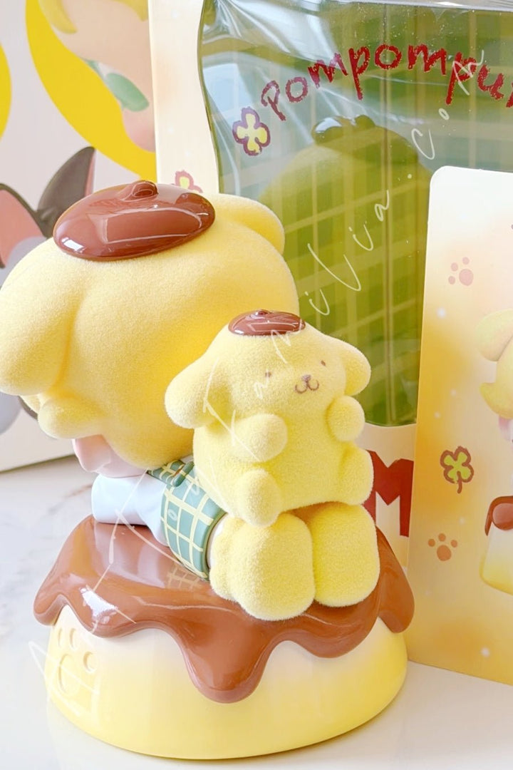 Popmart Dimoo × Pompompurin Figurine
