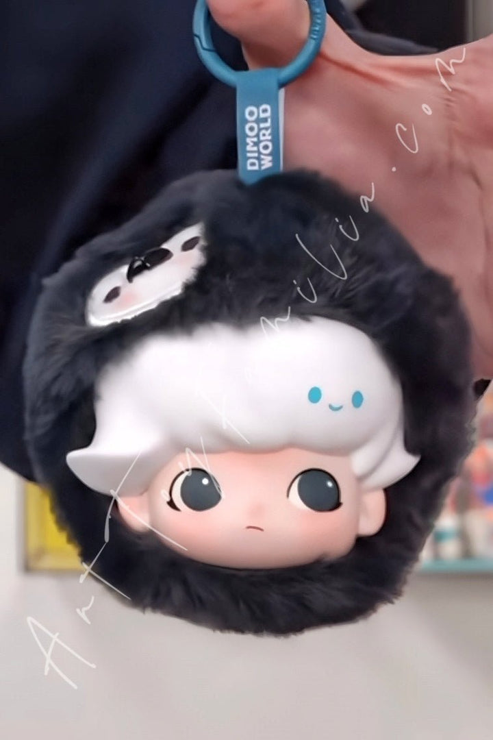 POP MART - Dimoo The Secret Theatre Club Series Earphone Case Chubby Penguin