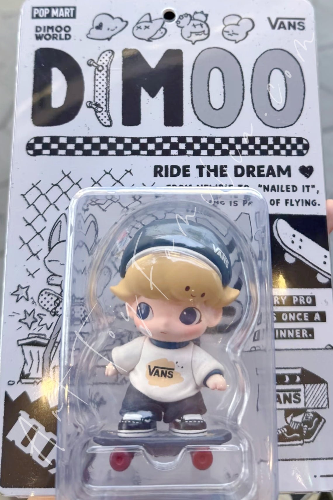 Dimoo × Vans Ride The Dream Figurine – Art Toy Familia