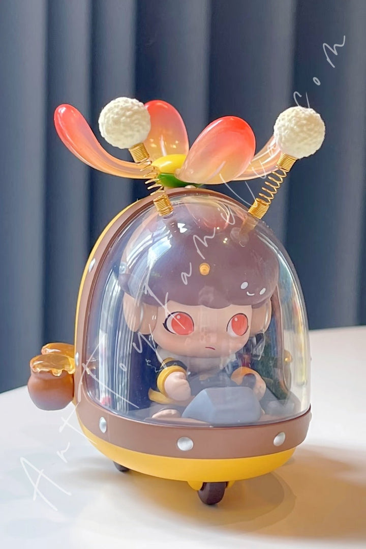 POP MART - Dimoo Where We Go Series Honey Copter