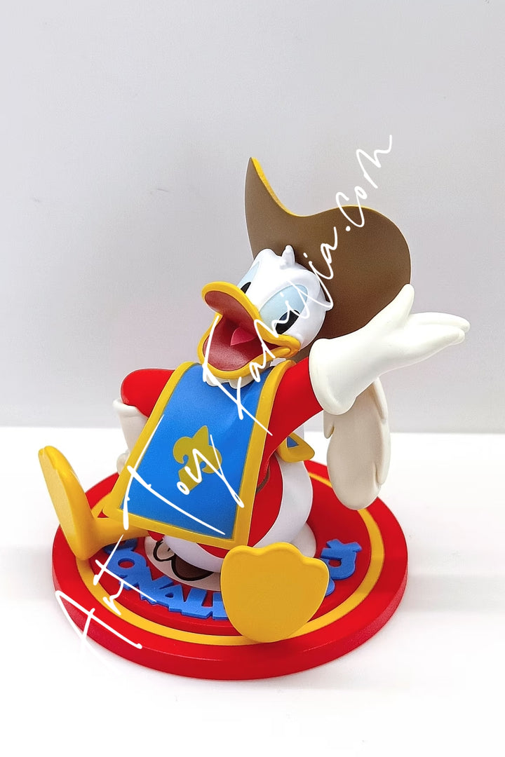 Popmart Disney Donald Duck 90th Anniversary Series Donald Duck-2004 The Three Musketeers