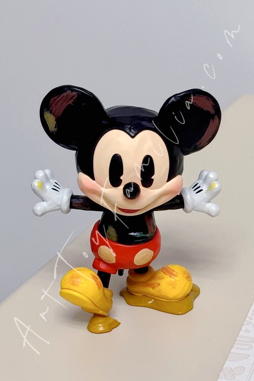 POP MART Disney Mickey Boundless Creativity Series – Art Toy Familia